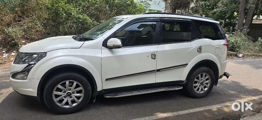 Mahindra Xuv500 20155 Diesel 190323 Km Driven