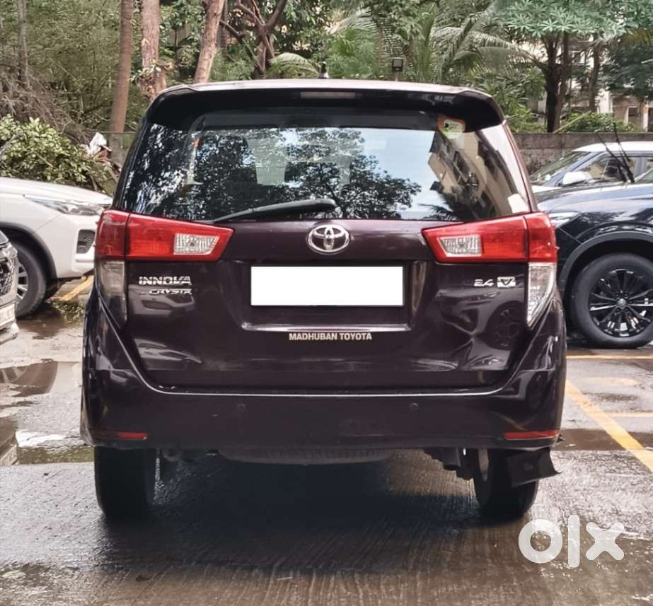 Toyota Innova Crysta 2.4 V, 2016, Diesel