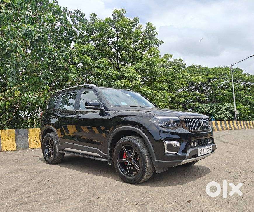 Mahindra Scorpio-n 2.0 Z8 Petrol At 7 Str, 2025, Petrol