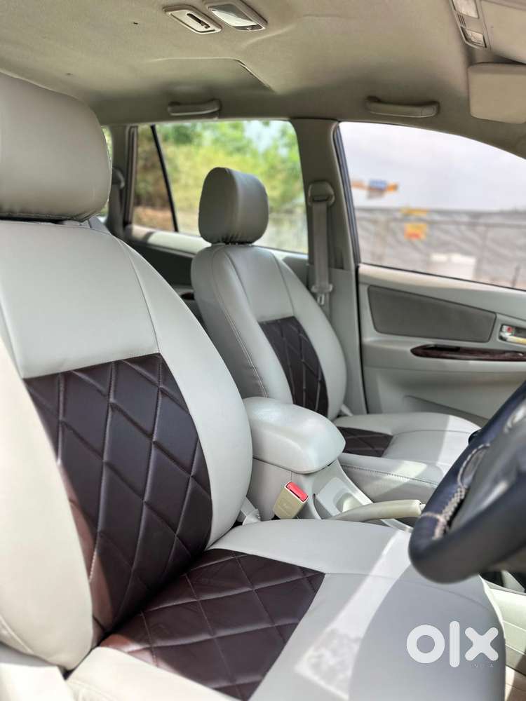 Toyota Innova 2.5 V 7 Str, 2012, Diesel