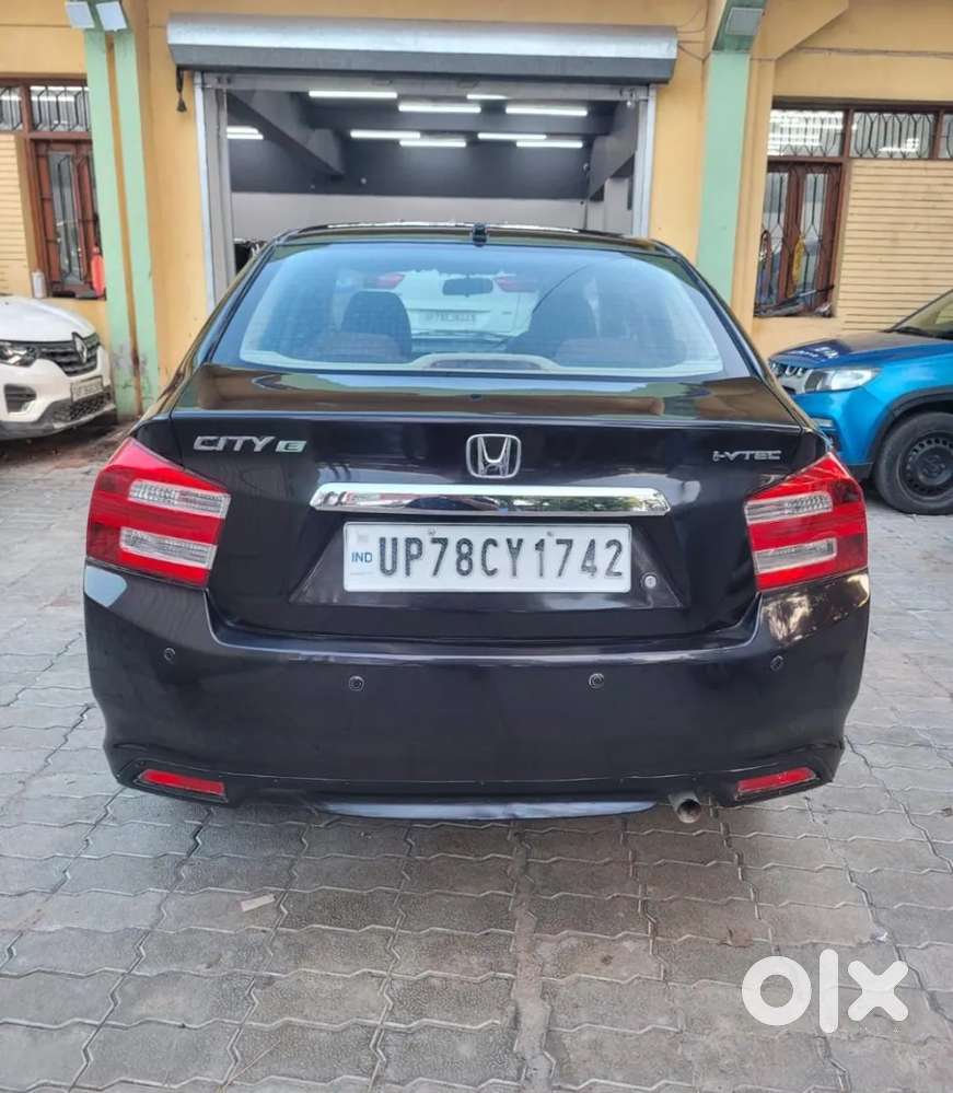 Honda City I Vtec E, 2013, Petrol
