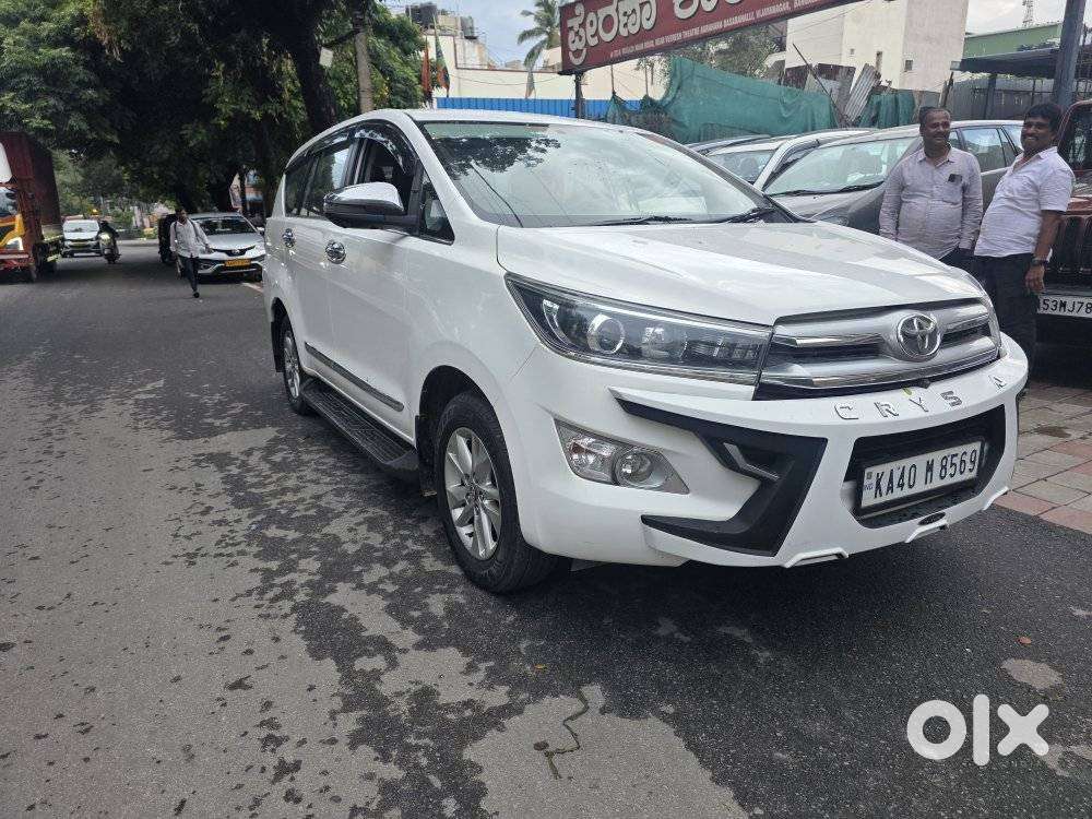 Toyota Innova Crysta 2.8z Automatic, 2017, Diesel