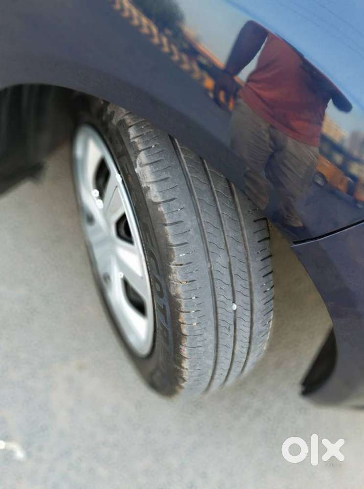 Tata Altroz Xm Plus (s), 2025, Petrol