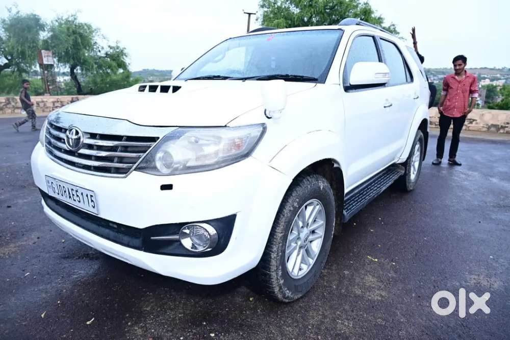 Toyota Fortuner Diesel 2013