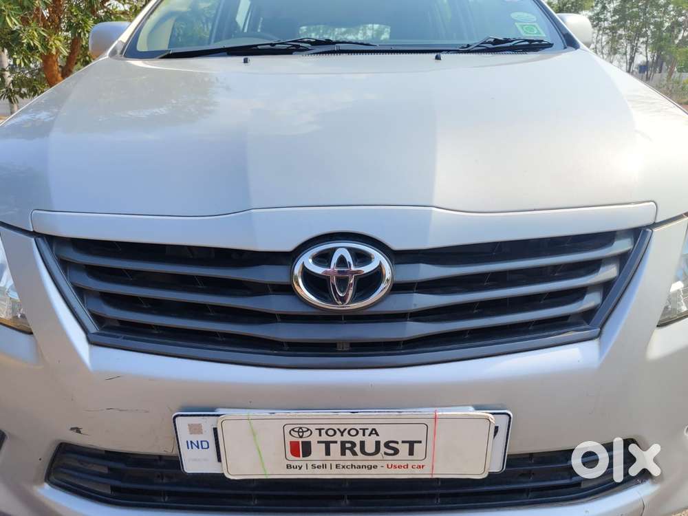 Toyota Innova 2012-2013 2.5 Gx (diesel) 8 Seater Bs Iv, 2012, Diesel