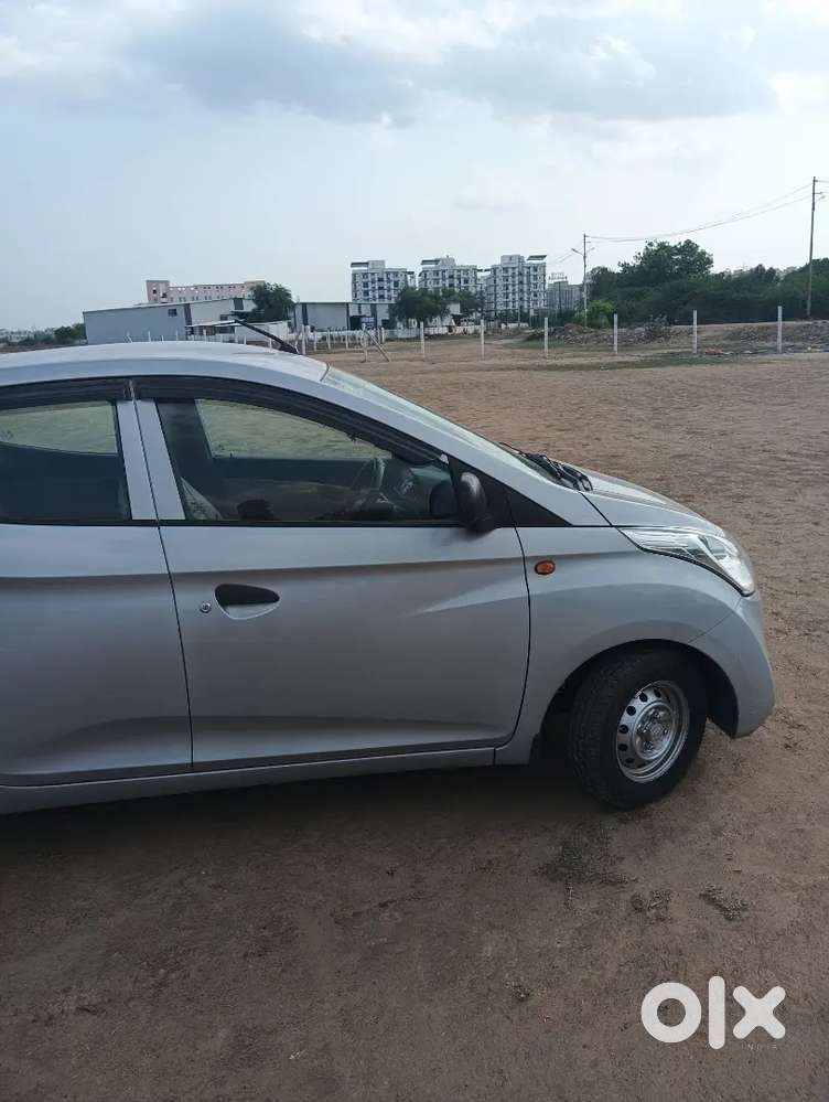 Hyundai Eon 2017 Petrol 13000 Km Driven