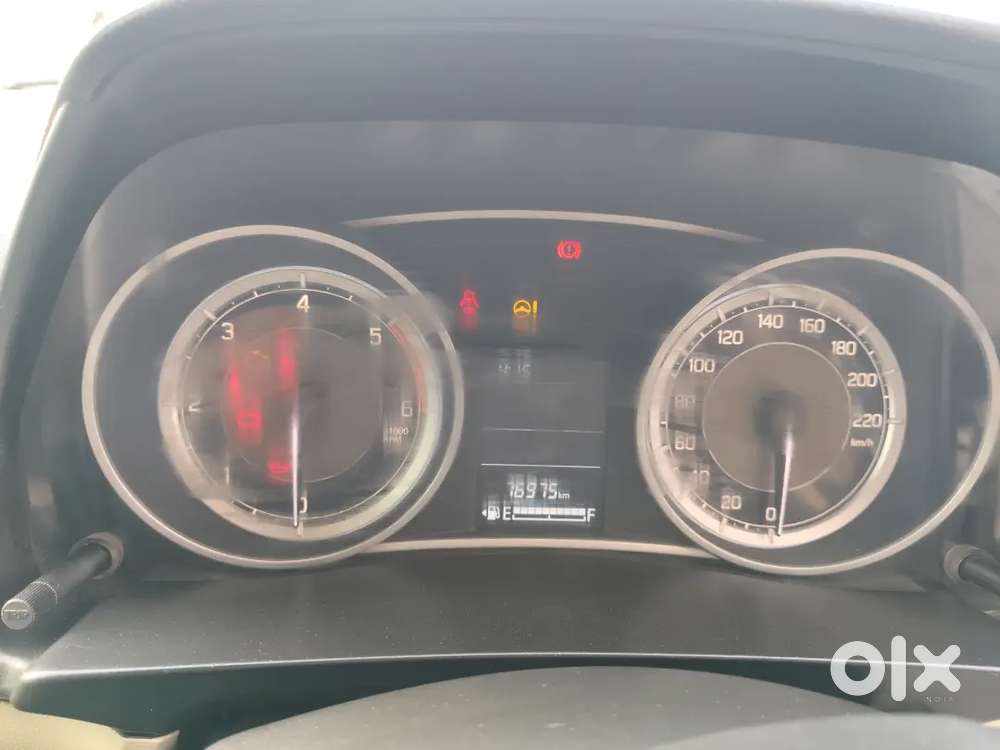 Maruti Dzire Vdi  2017 Model 2th Owner White Colour New Tayar Allai Wh