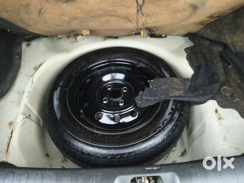 Maruti Suzuki Swift Dzire 1.2 Vxi Bsiv, 2012, Petrol