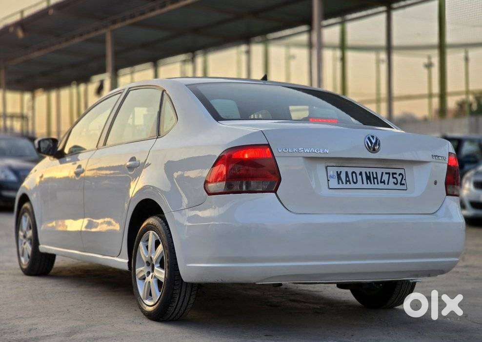 Volkswagen Vento, 2011, Petrol