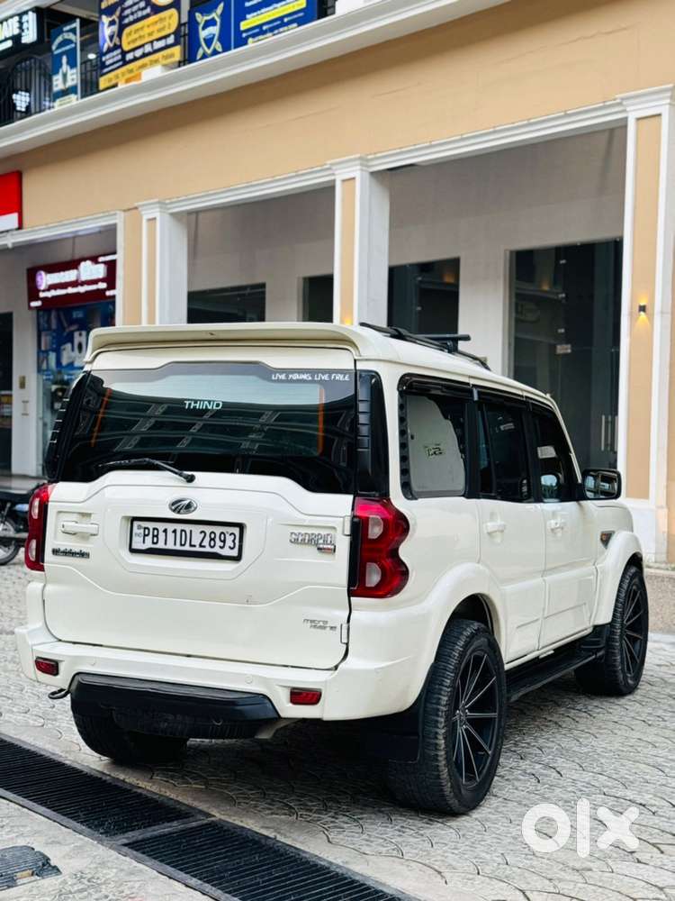 Mahindra Scorpio 2015 Diesel Manual