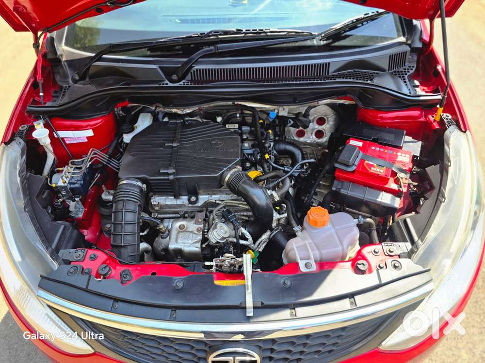 Tata Bolt Revotron Xt, 2015, Petrol