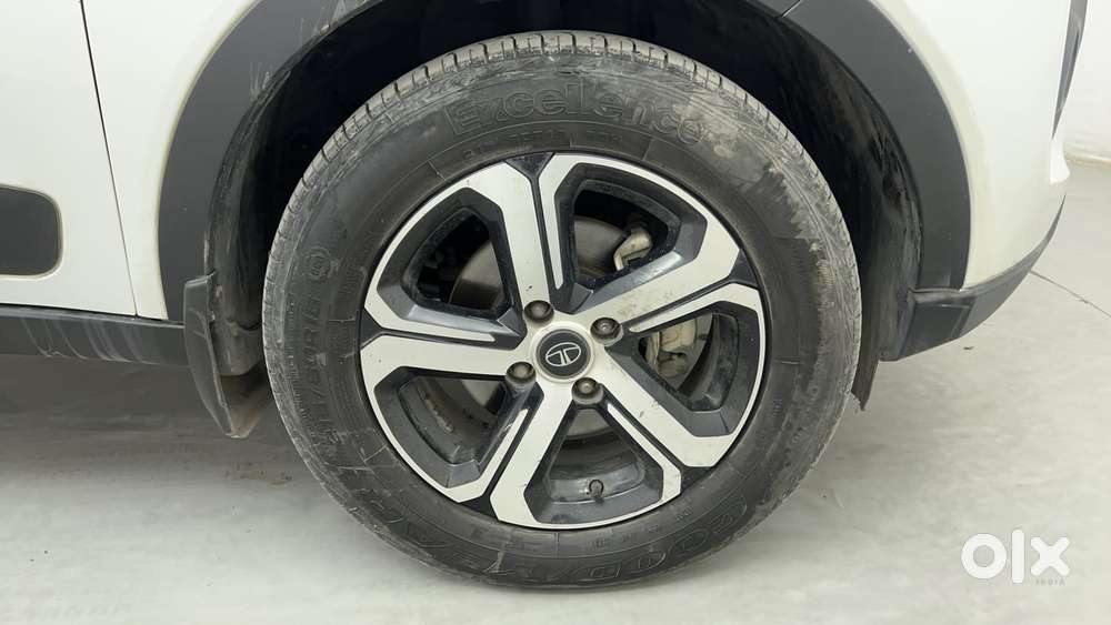 Tata Nexon 1.5 Revotorq Xza Plus, 2023, Diesel