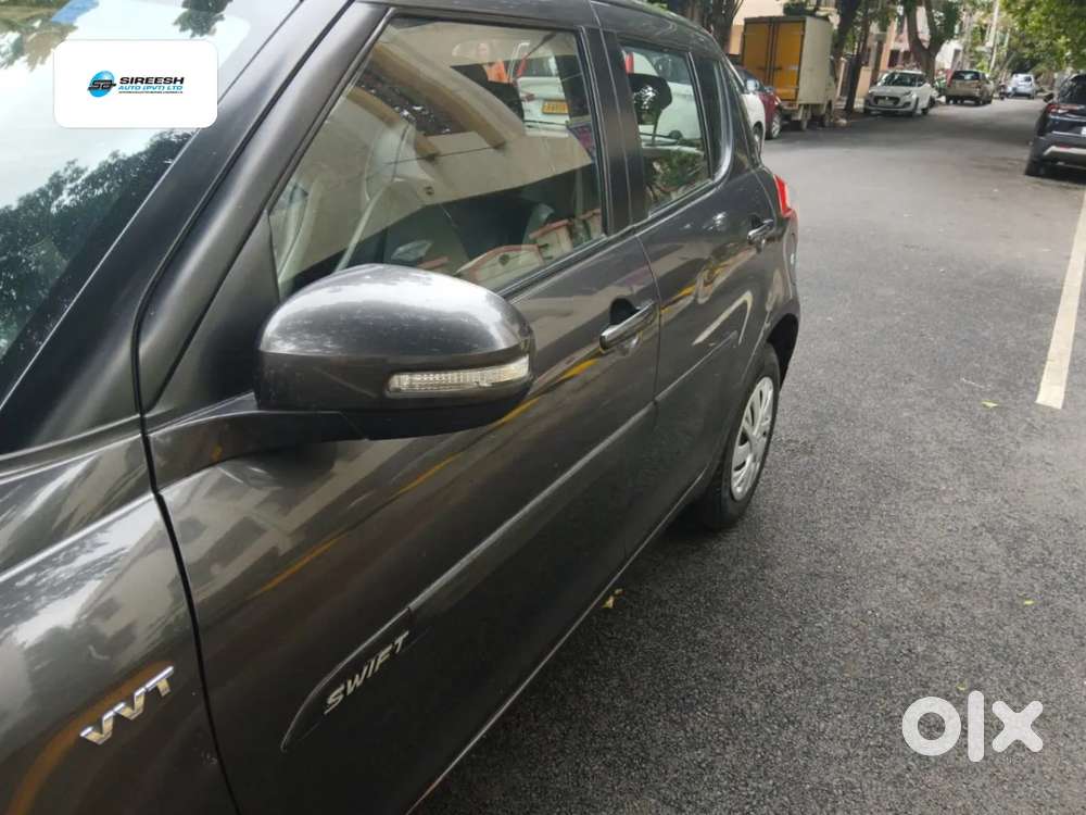 Maruti Suzuki Swift Vxi, 2015, Petrol