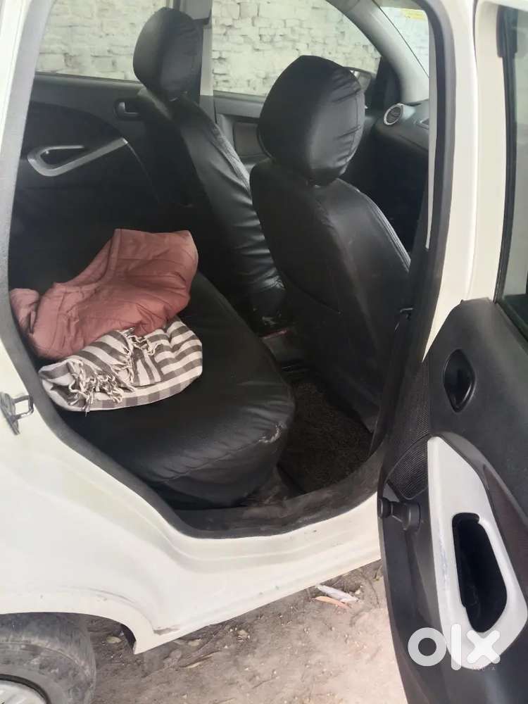 Ford Figo 2014 Diesel 15000 Km Driven