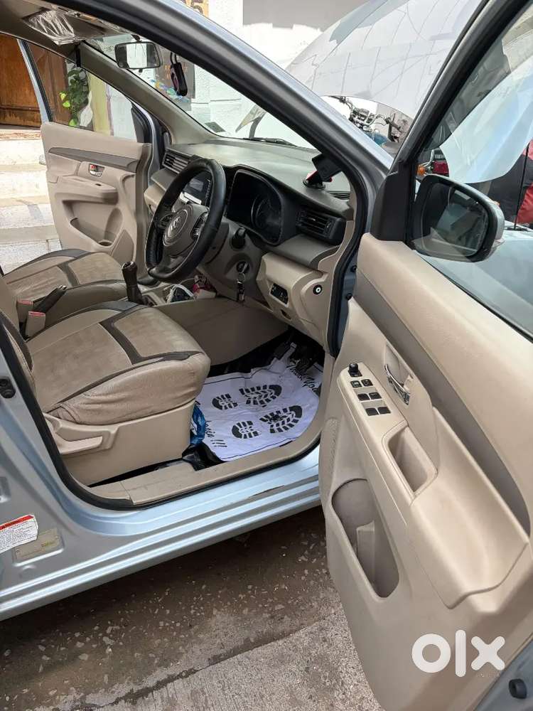 Maruti Suzuki Ertiga 2023 Vxi Cng