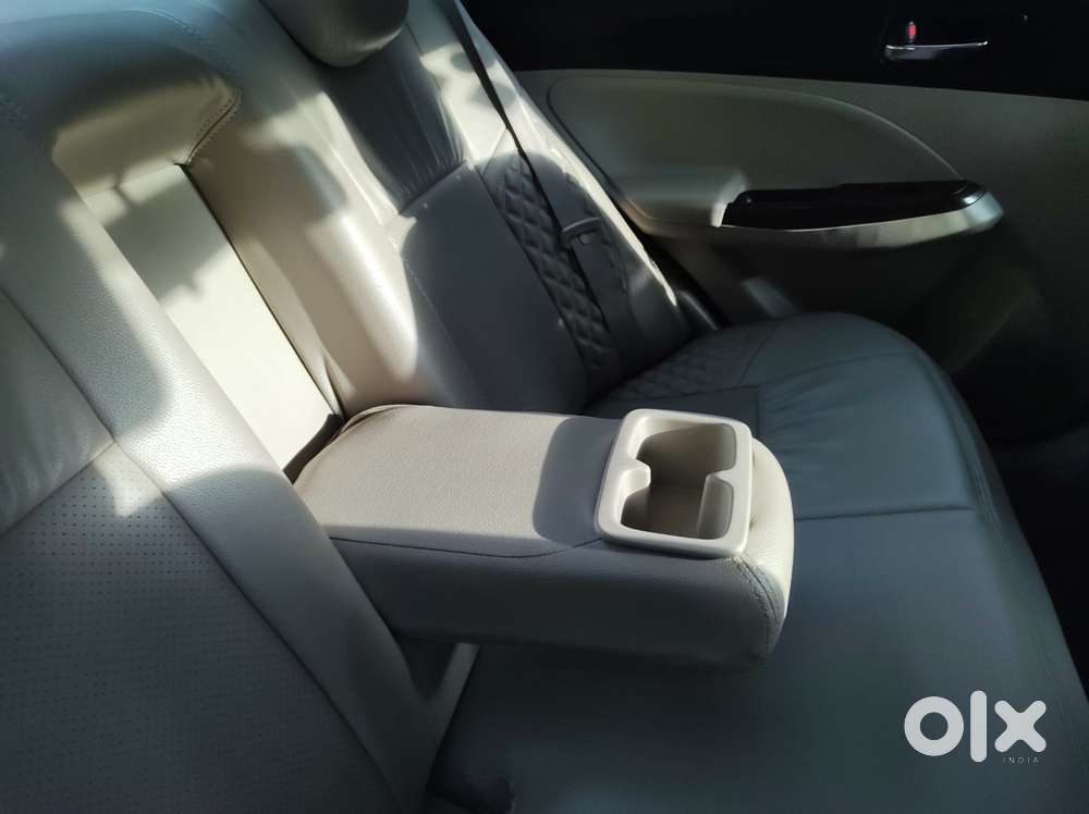 Maruti Suzuki Swift Dzire 1.2 Vxi Bsiv, 2018, Petrol