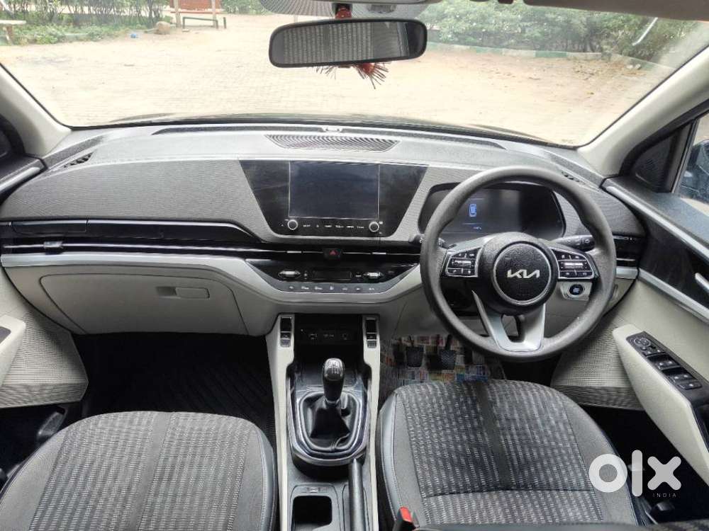 Kia Carens 1.5 Prestige Plus Diesel 7 Str Imt, 2022, Diesel