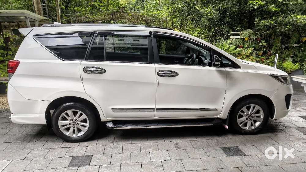 Toyota Innova Crysta 2.8 Gx 2017
