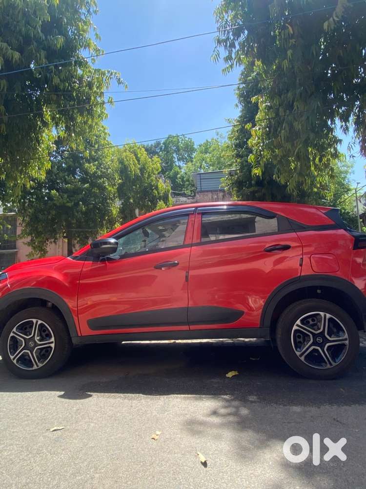 Tata Nexon 2024 Petrol Well Maintained