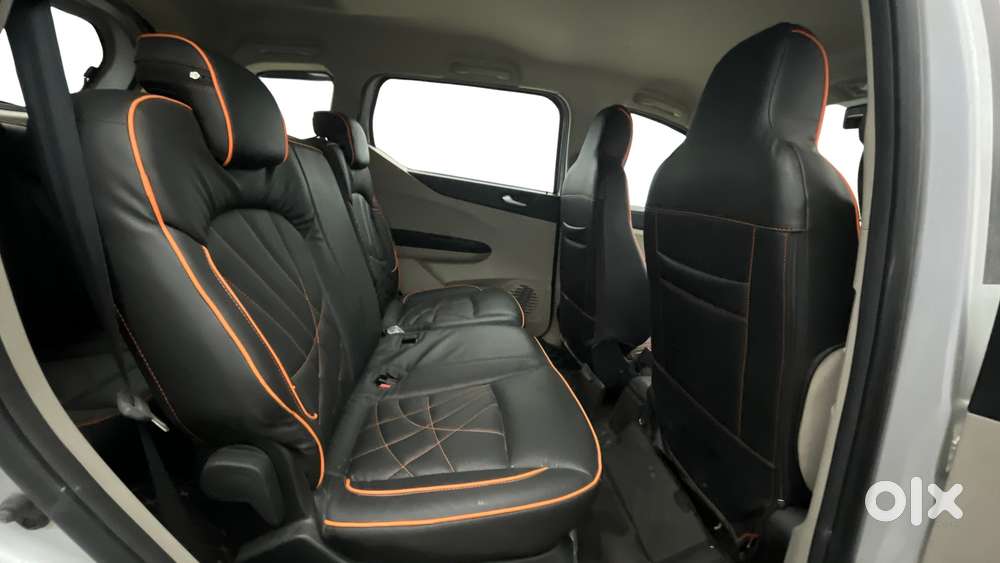 Renault Triber Rxz, 2020, Petrol