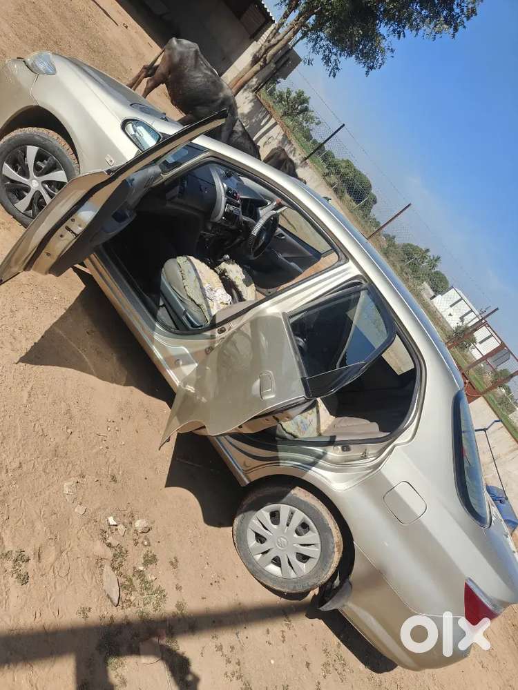 Honda City Zx 2006 Cng & Hybrids 130000 Km Driven