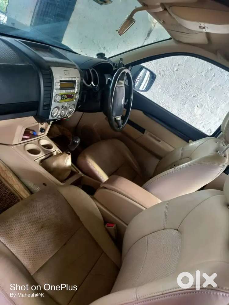 Ford Endeavour 2.5 2012