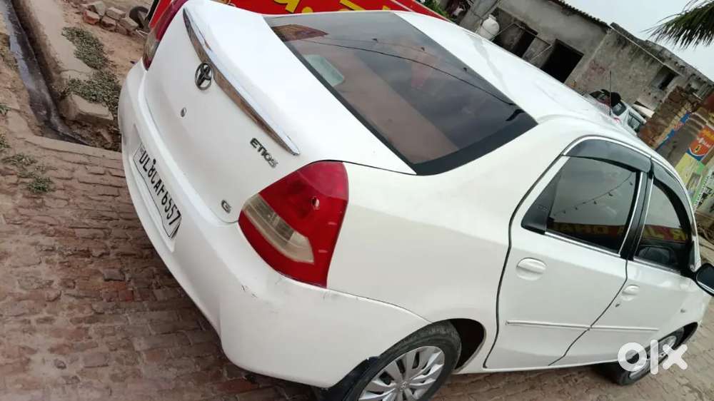 Toyota Etios Cross Gd 2014