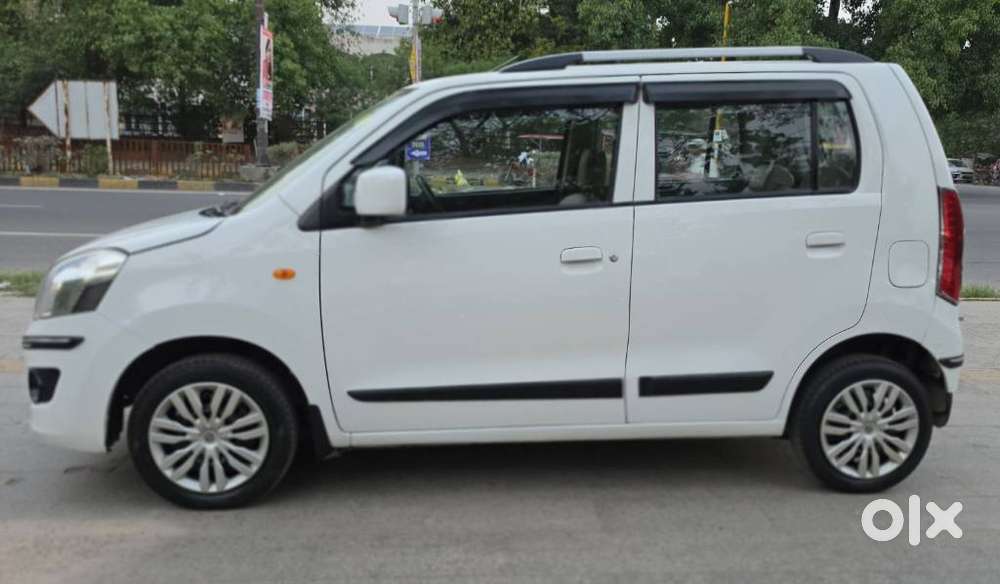 Maruti Suzuki Wagon R 1.0 Vxi Amt, 2015, Petrol