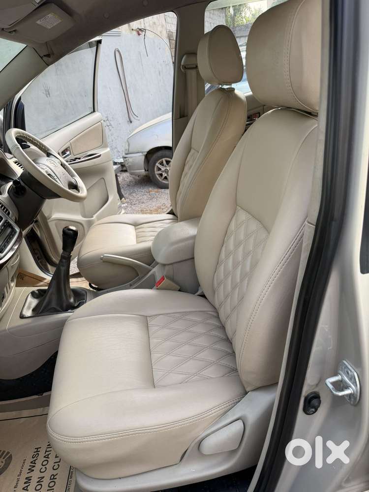 Toyota Innova 2.5 Vx 7 Seater Bs Iv, 2014, Diesel