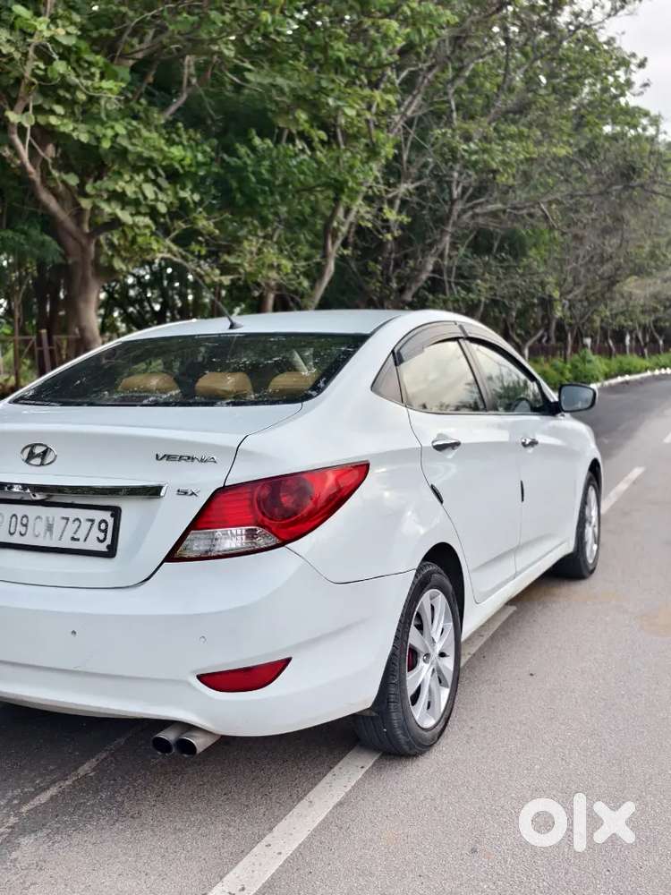 Hyundai Verna 1.6 Sx 2012