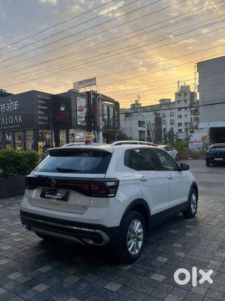 Volkswagen Taigun 1.0 Tsi Highline At, 2022, Petrol