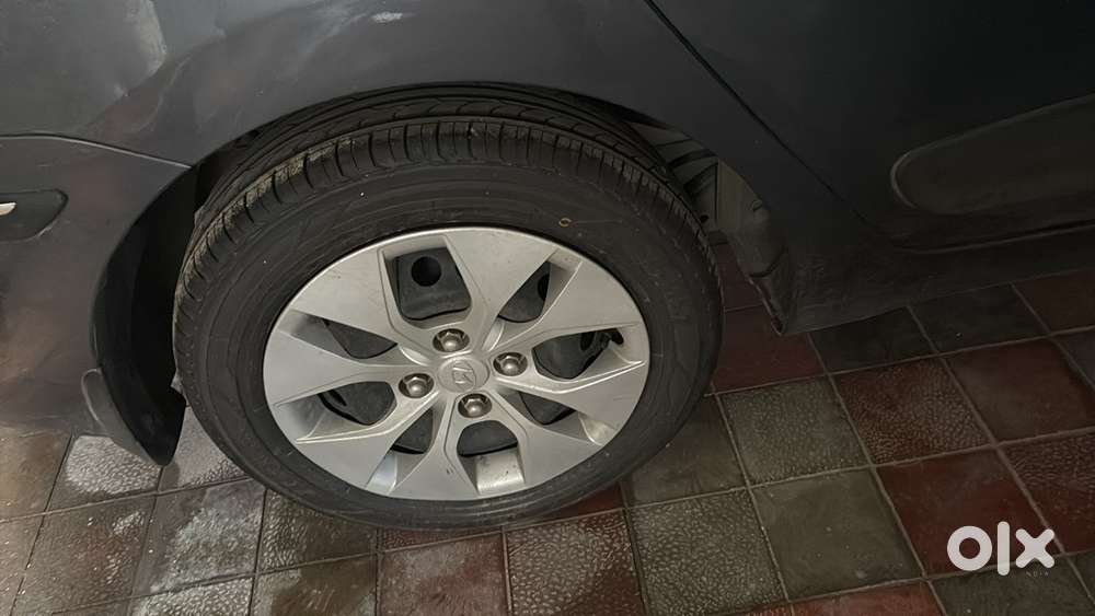 Hyundai Xcent 2018 Petrol