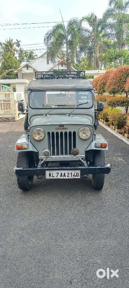 Mahindra Jeep 2000