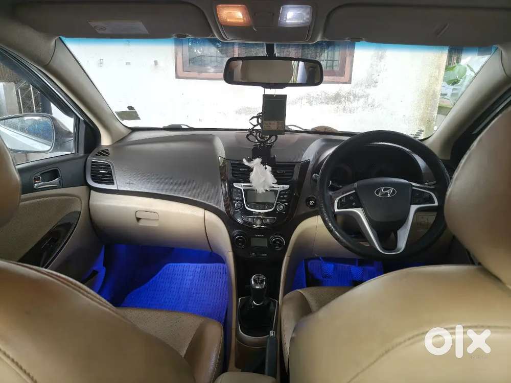 Hyundai Verna 1.6 Sx 2011