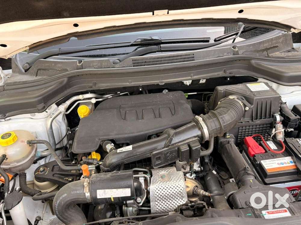 Mahindra Xuv 3xo Mx1 Converted To Ax7l Full Top Model