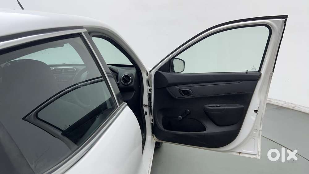 Renault Kwid Rxe, 2017, Petrol