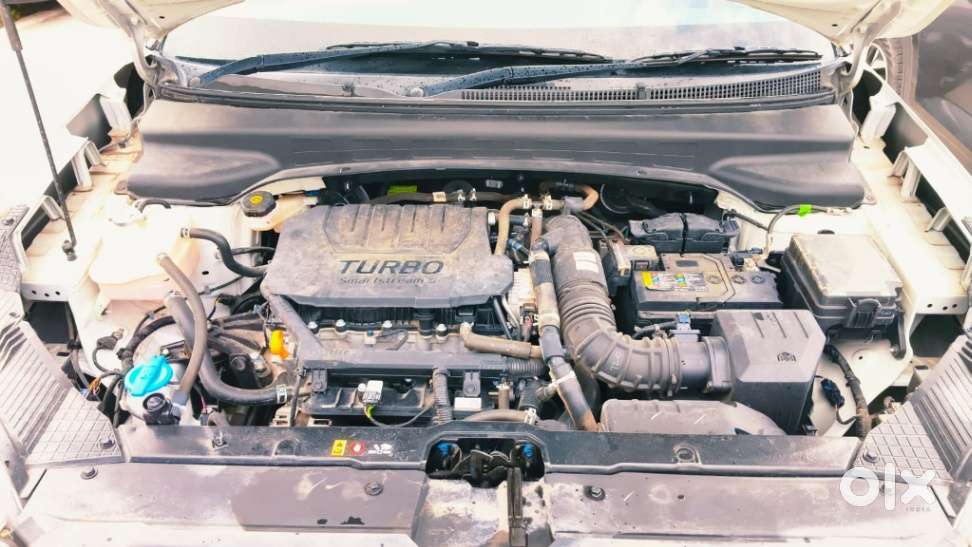 Hyundai Alcazar Platinum 7 Str 1.5 Turbo Petrol Adventure, 2024, Pet..