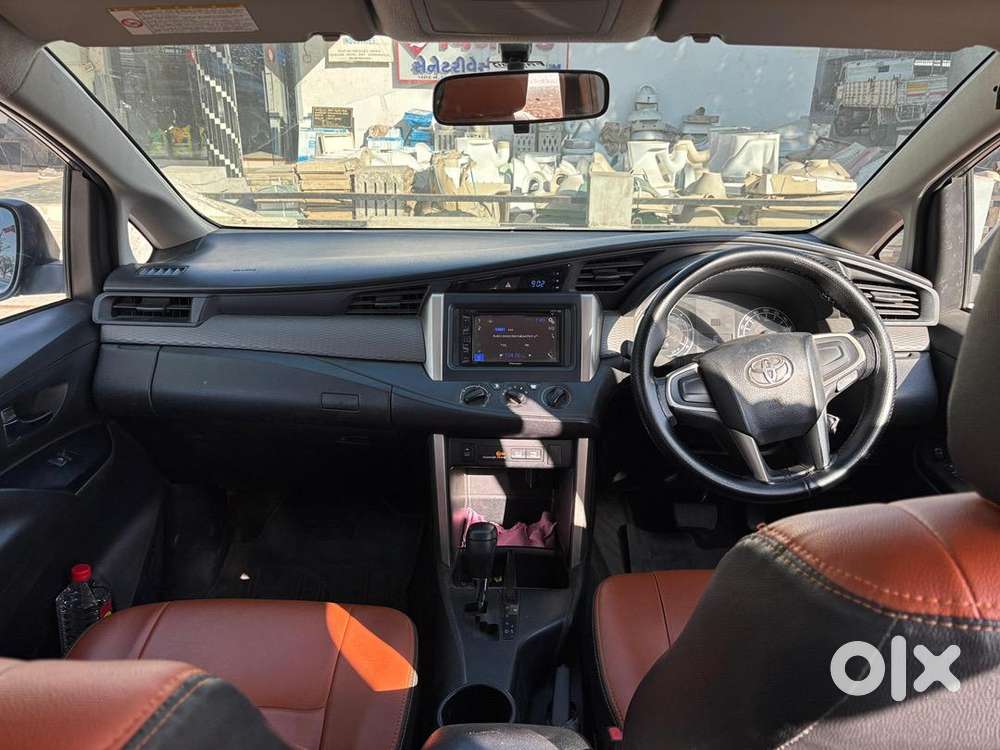 Toyota Innova Crysta 2016 Diesel Well Maintained