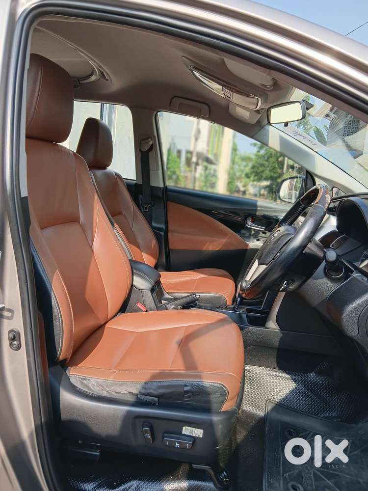 Toyota Innova Crysta 2.8 Z, 2016, Diesel