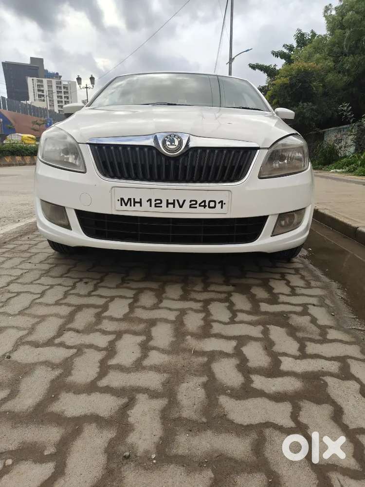 Skoda Rapid 1.6 Active 2012