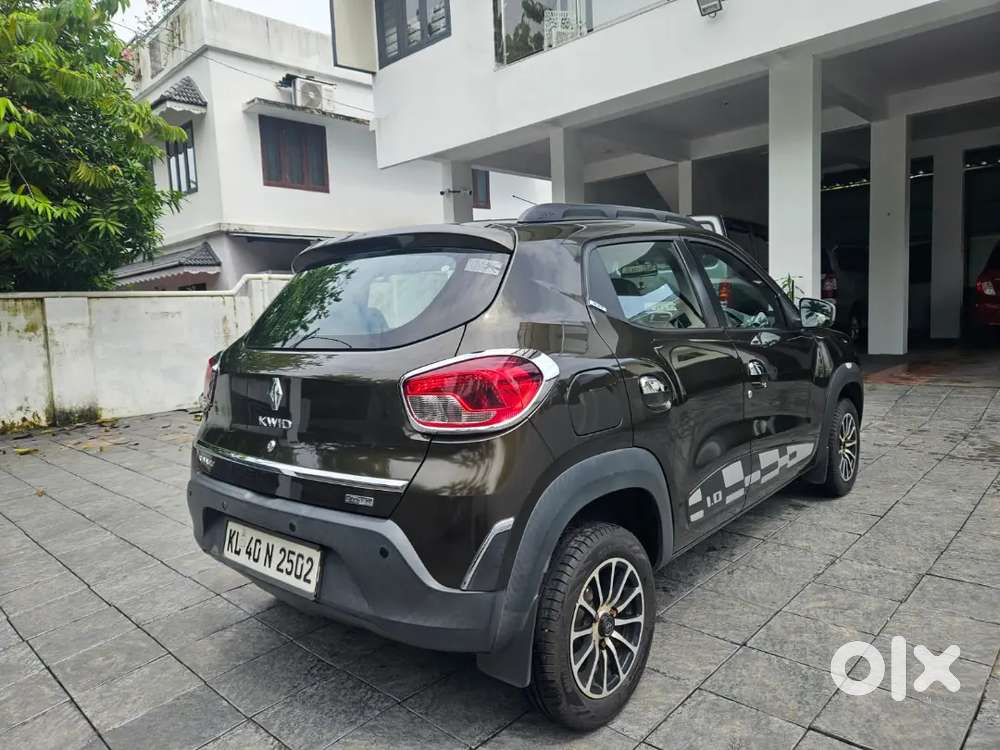 Renault Kwid 2017 Petrol 28000 Km Driven, Automatic Car