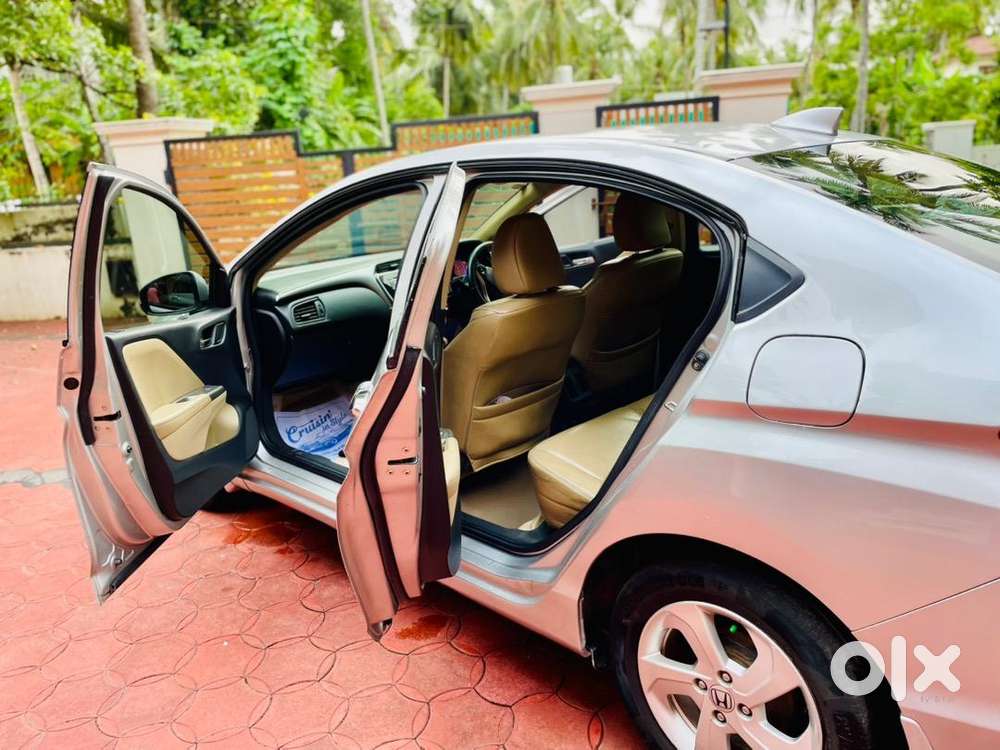 Honda Petrol Automatic 2015 Car