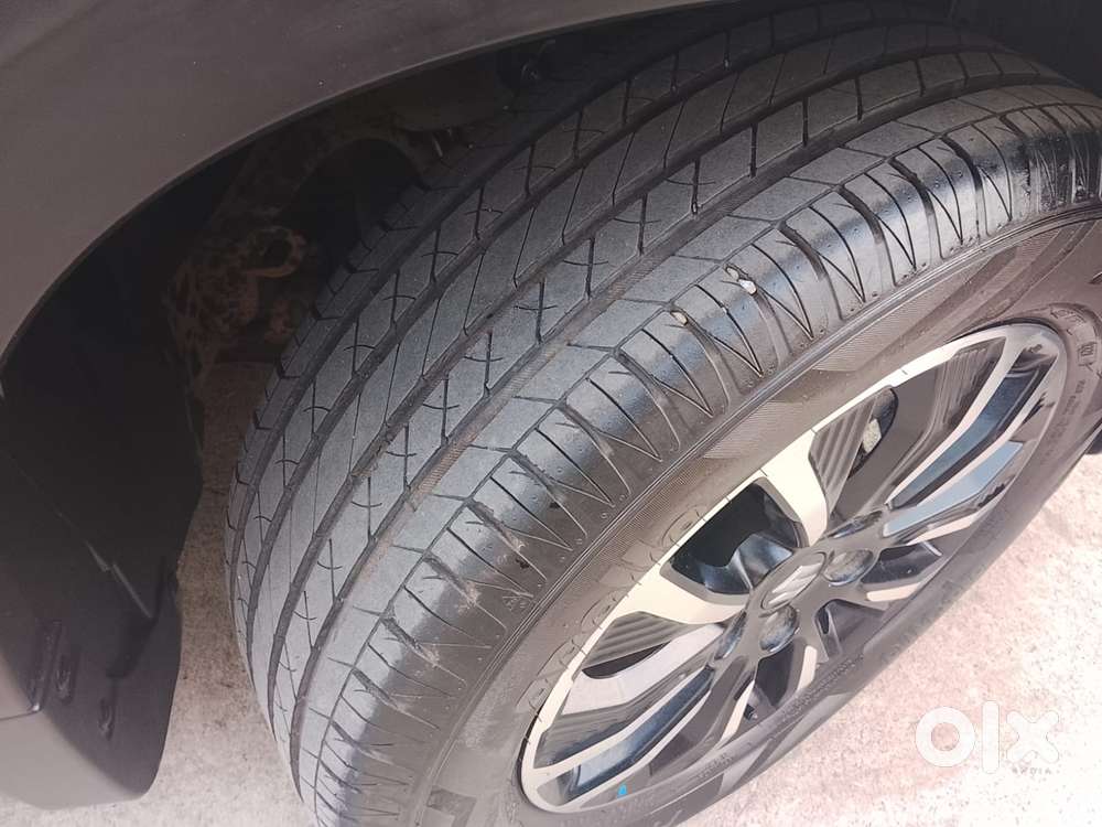 Maruti Suzuki Brezza 1.5 Zxi Plus Smart Hybrid, 2021, Petrol