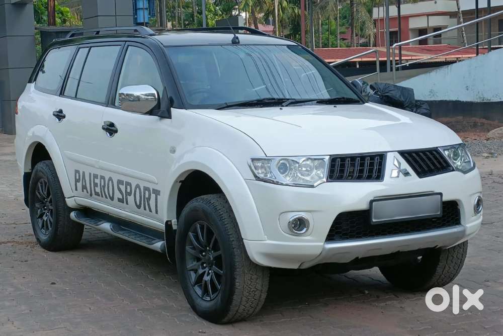 Mitsubishi Pajero Sport 2.5 Manual, 2013, Diesel