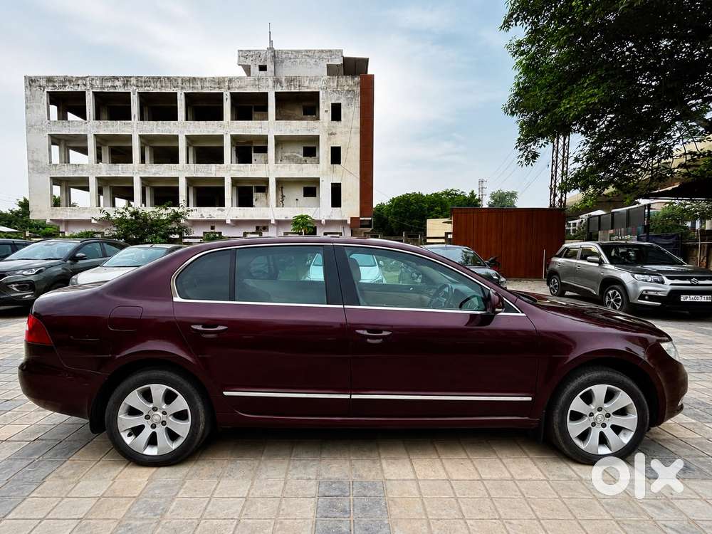 Skoda Superb 1.8 Elegance Tsi At, 2012, Petrol