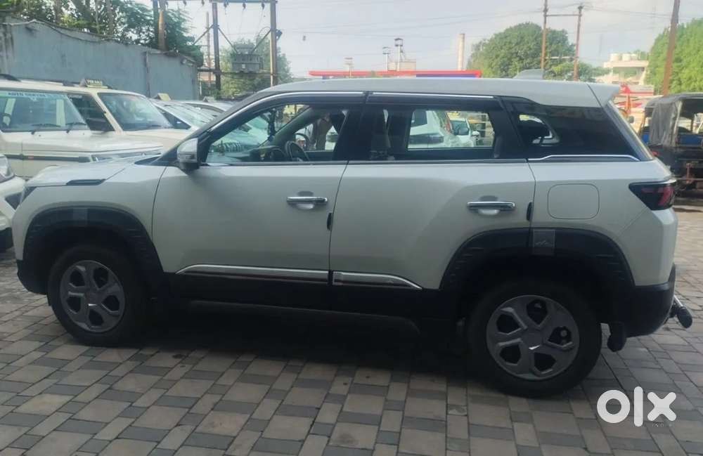 Maruti Suzuki Vitara Brezza 1.5 Vxi, 2025, Petrol