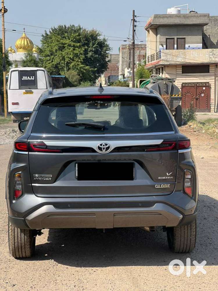 Toyota Urban Cruiser Hyryder 1.5 V Neo Drive At, 2023, Petrol