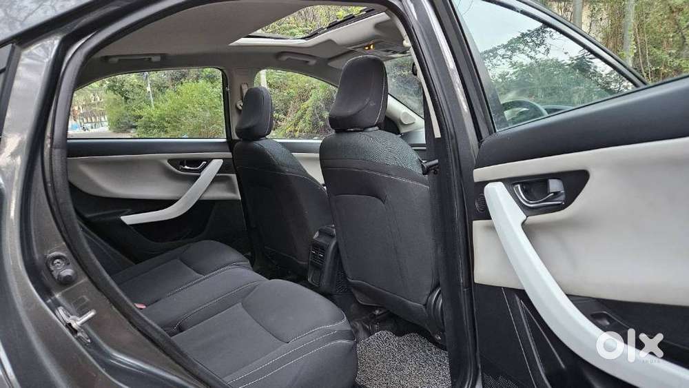 Tata Nexon Creative Plus S 1.2 Revotron Petrol 6 Amt, 2024, Petrol