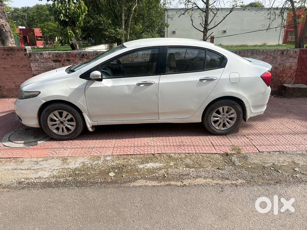 Advoate Driven Honda City Petrol Manual 2012