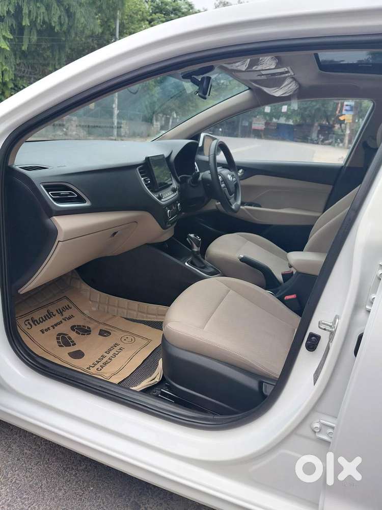 Hyundai Verna Sx 1.5 Petrol Ivt, 2023, Petrol